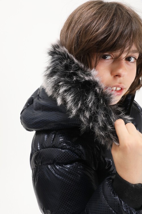 Erkek Çocuk Altıgen Desenli Lacivert Şişme Mont 15590