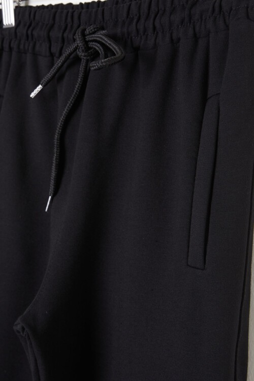 Erkek Çocuk Siyah Beli Lastikli Fermuarlı Cep Okul Eşofman Altı 16263