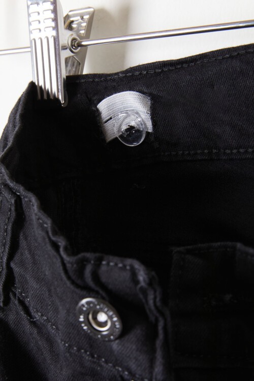 Erkek Çocuk Siyah Eskitmeli Dar Paça Jean Pantolon 16177