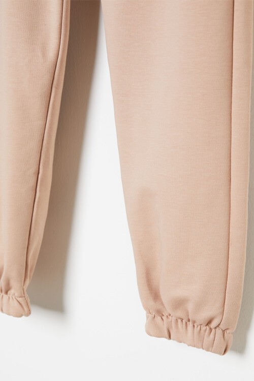 Krem Bel ve Paça Lastikli Basic Erkek Çocuk Okul Eşofman Altı 16257