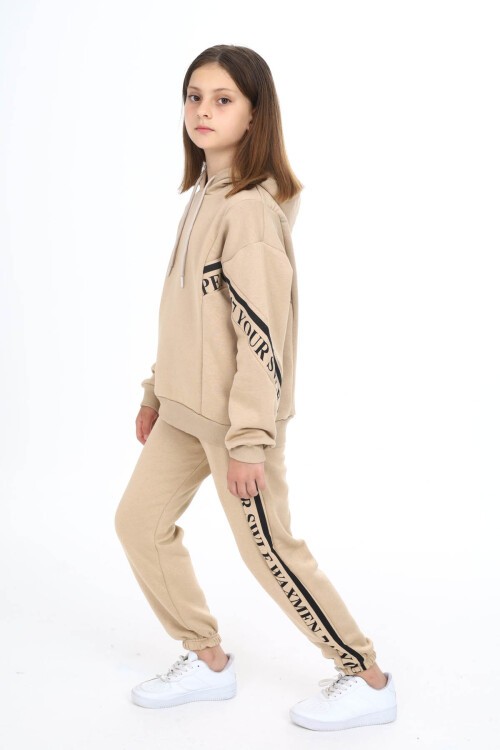 Krem Yazı Şeritli Polarlı Kız Çocuk Kapşonlu Eşofman Takımı 16440