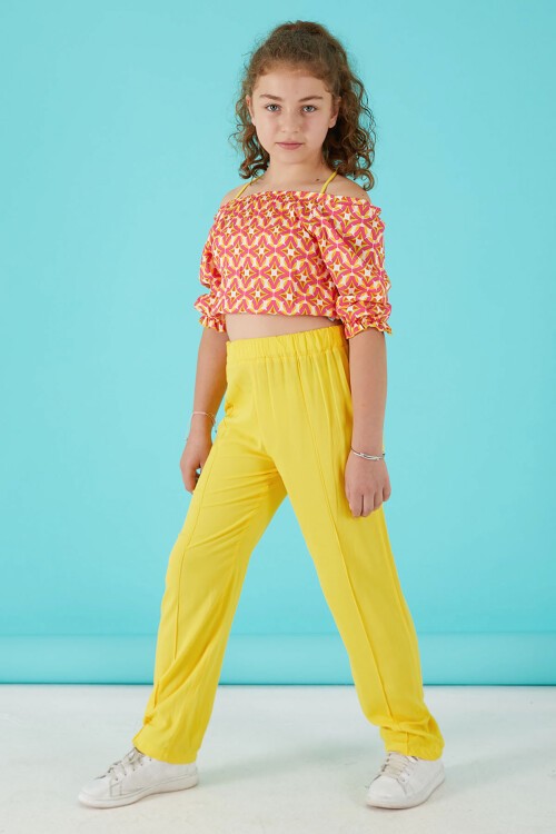 Sarı Desenli Bluz ve Pantolonlu Kız Takım 15649
