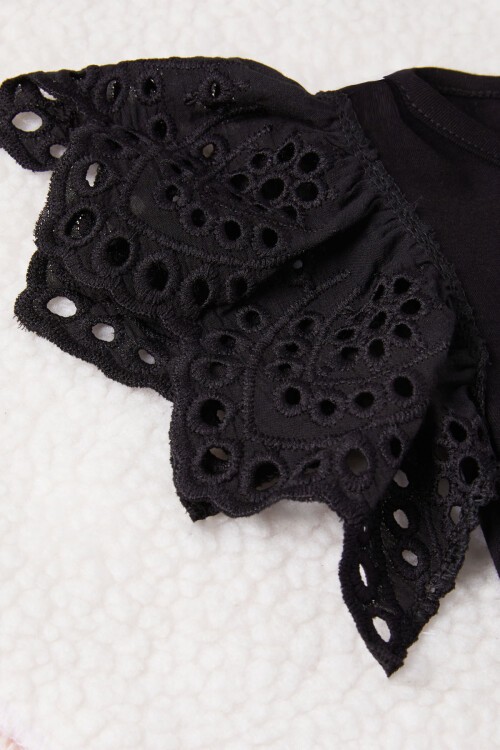 Siyah Kolları Dantelli Kız bebek Çıtçıtlı Badi 15465