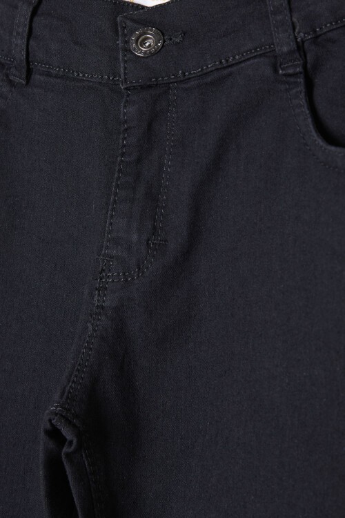 Siyah Love Yazılı Yırtmaçlı İspanyol Paça Kız Jean Pantolon 16237