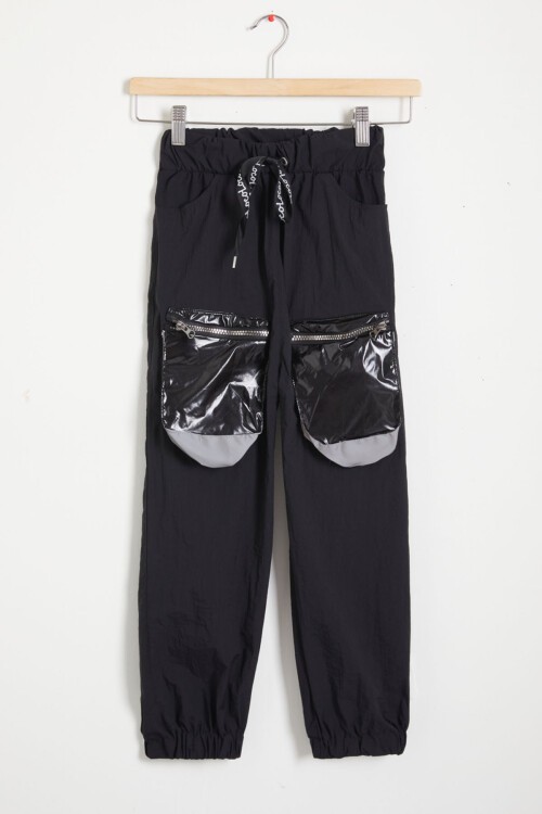 Siyah Ön Cepli Kız Çocuk Jogger Pantolon 15671