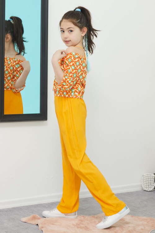 Turuncu Desenli Bluz ve Pantolonlu Kız Takım 15388