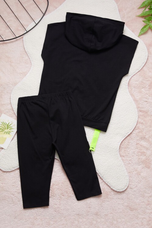 Yazı Baskılı Sıfır Kol Kapüşonlu Şortlu Kız Takım 15353