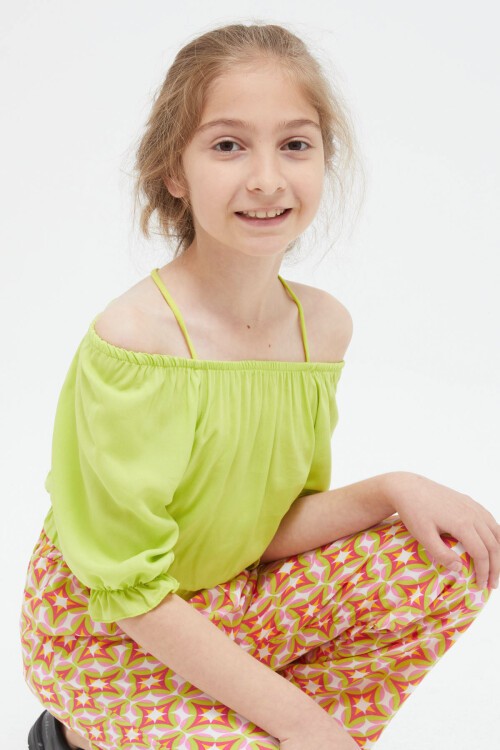 Yeşil Askılı Bluzlu Pantolonlu Kız Çocuk Takım 15412