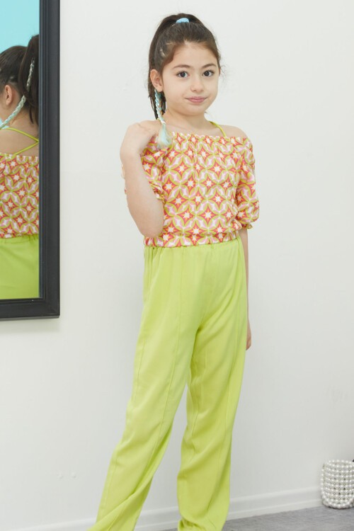 Yeşil Desenli Bluz ve Pantolonlu Kız Takım 15391
