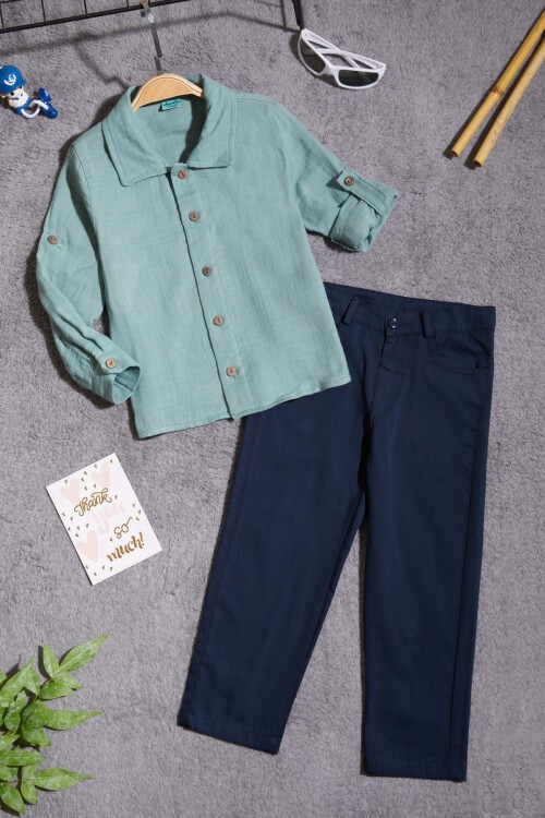 Yeşil Gömlekli Erkek Çocuk Takım Elbise 15434