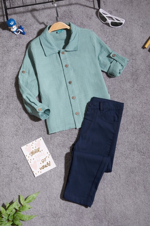 Yeşil Gömlekli Erkek Çocuk Takım Elbise 15434