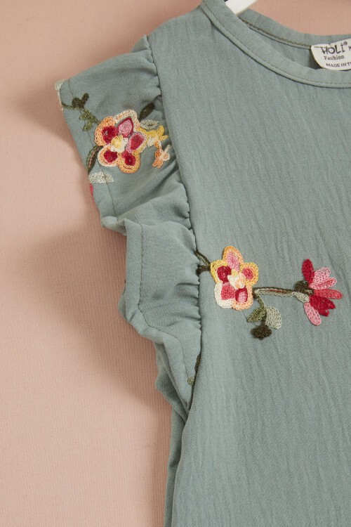 Yeşil Gül Nakışlı Volanlı Kız Çocuk Takım 16109