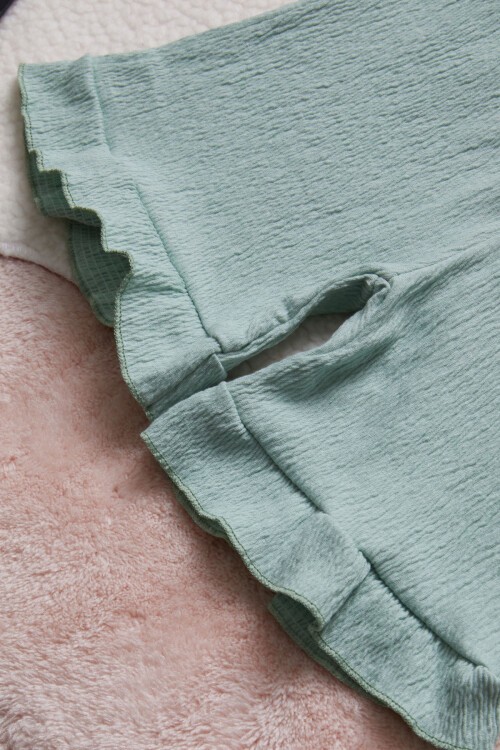 Yeşil Kalpli Karakter Baskılı Kız Çocuk Şortlu Takım 15450