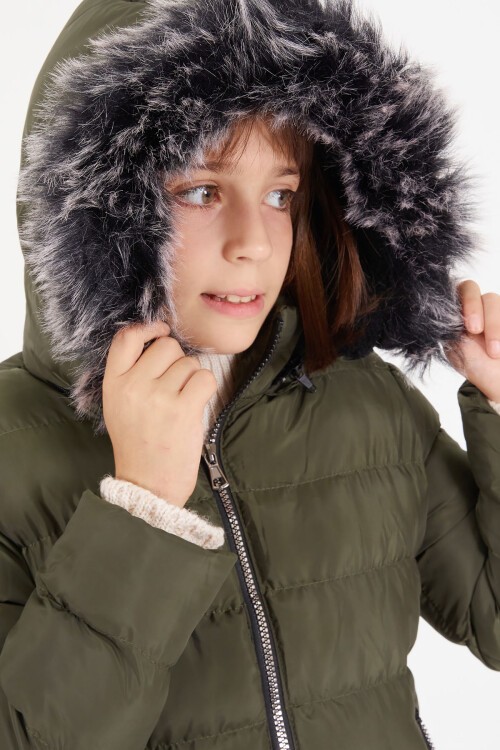 Kız Çocuk Kemerli Şişme Mont Yeşil 16363