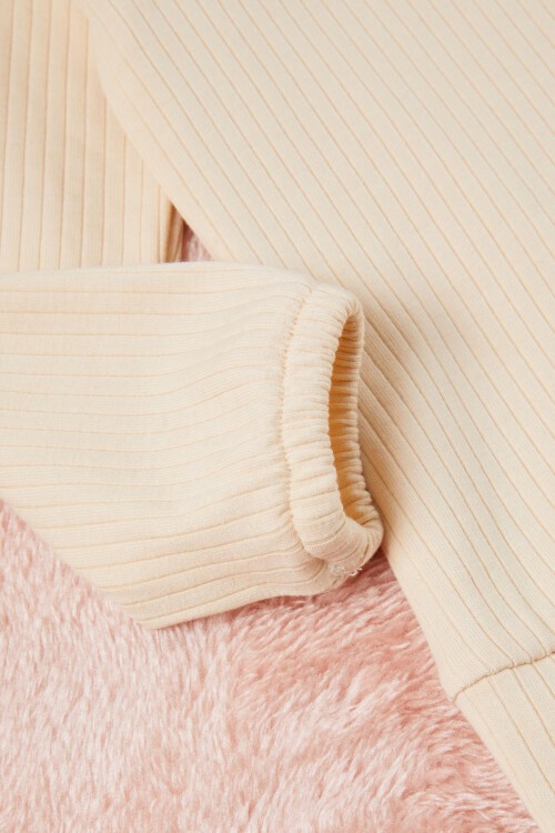 Bej Dantel Yakalı Fitilli Kız Bebek Takım 17152