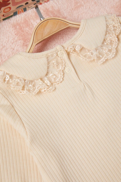 Bej Dantel Yakalı Fitilli Kız Bebek Takım 17152