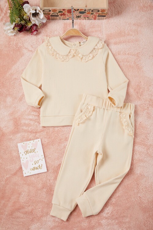 Bej Dantel Yakalı Fitilli Kız Bebek Takım 17152