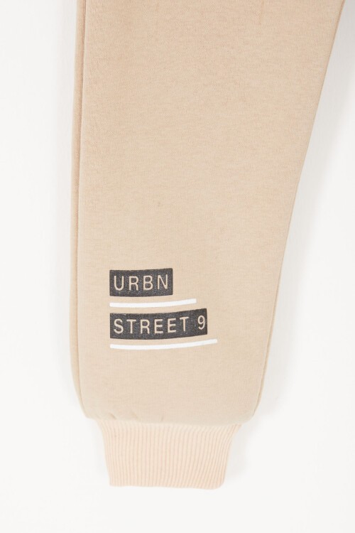 Bej Fermuarlı Cepli Yazı Baskılı Erkek Çocuk Şardonlu Eşofman Altı 17046