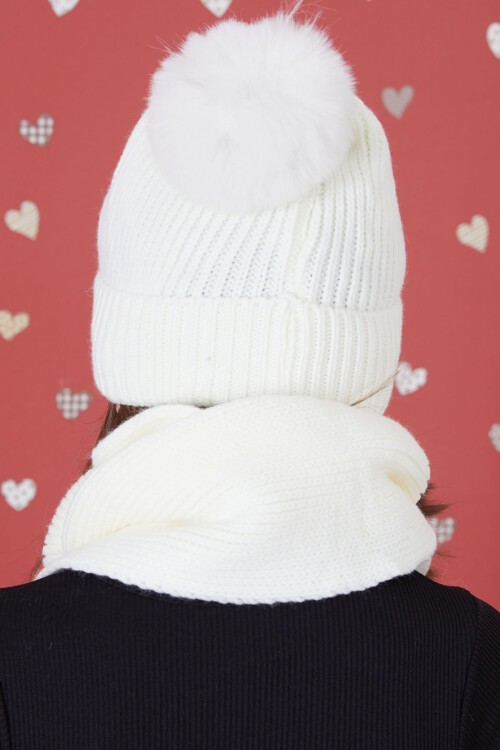 Ekru Süper Yazı Baskılı Ponponlu Kız Çocuk Atkı Bere Seti 17305