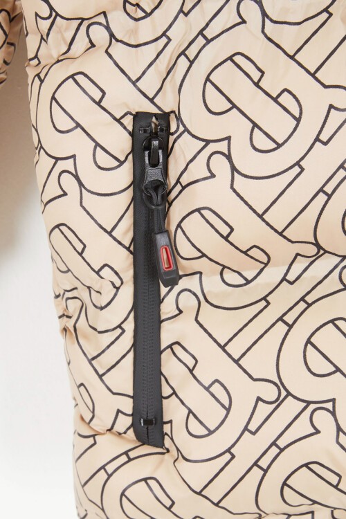 Erkek Çocuk Bej Şişme Mont Siyah Kürklü 15613