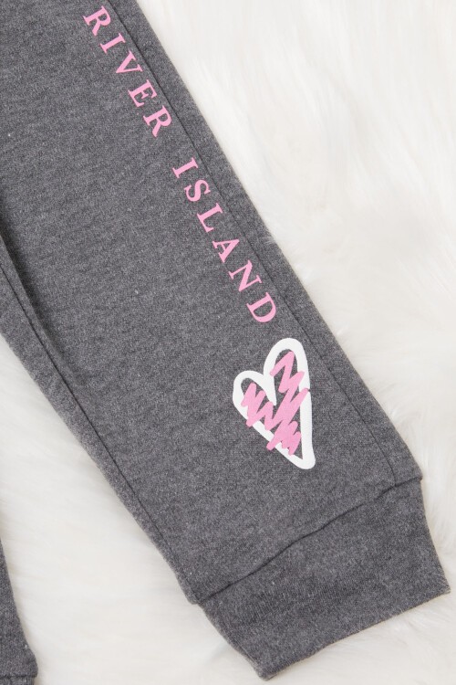 Füme Kalp Baskılı Kız Bebek Takımı 17001