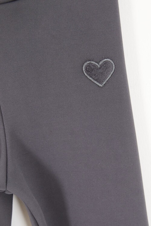 Füme Kalp Nakışlı İçi Peluş Kız Çocuk Tayt 17149