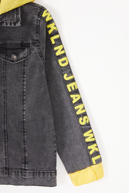 Füme Kolları Yazılı Kapüşonlu Erkek Çocuk Jean Ceket 16814