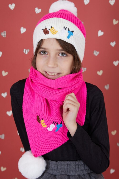 Fuşya Yazı Nakışlı Ponponlu Kız Çocuk Atkı Bere Seti 17290