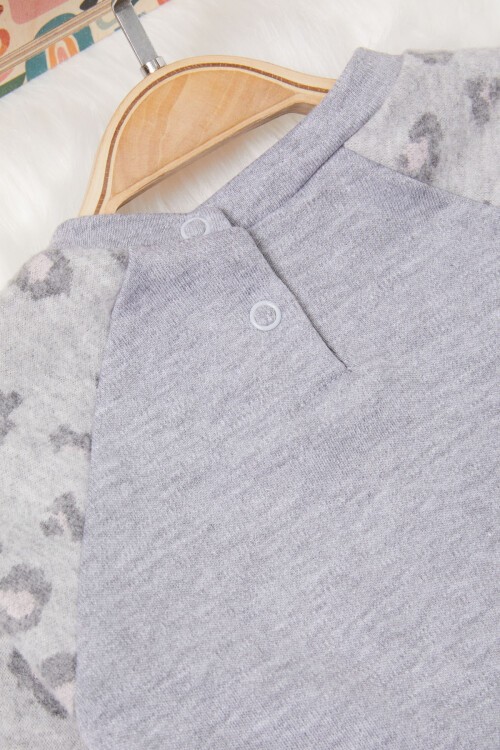 Gri Kalp Baskılı Kız Bebek Takımı 16999