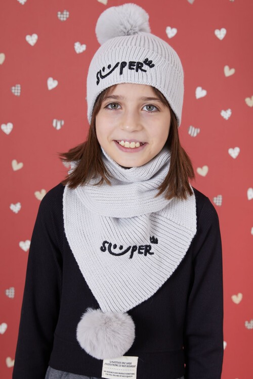 Gri Süper Yazı Baskılı Ponponlu Kız Çocuk Atkı Bere Seti 17310