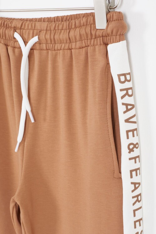 Kahve Şerit Yazılı Payetli Kız Çocuk Eşofman Takımı 17130