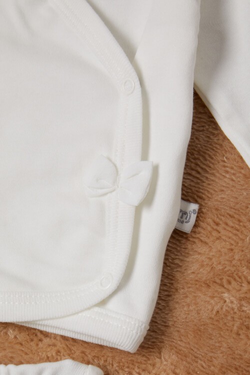 Kelebek Baskılı Ekru Kız Bebek 5li Takım 16658