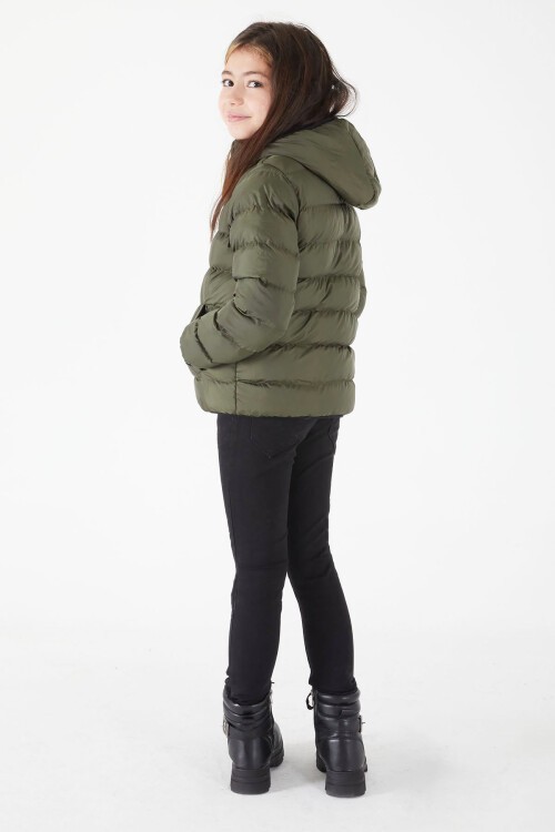 Kız Çocuk Düz Dikişli Yeşil Şişme Mont 16522