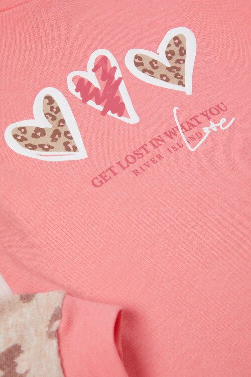 Koyu Pembe Kalp Baskılı Kız Bebek Takımı 17002