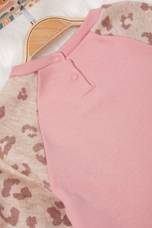 Pembe Kalp Baskılı Kız Bebek Takımı 16998