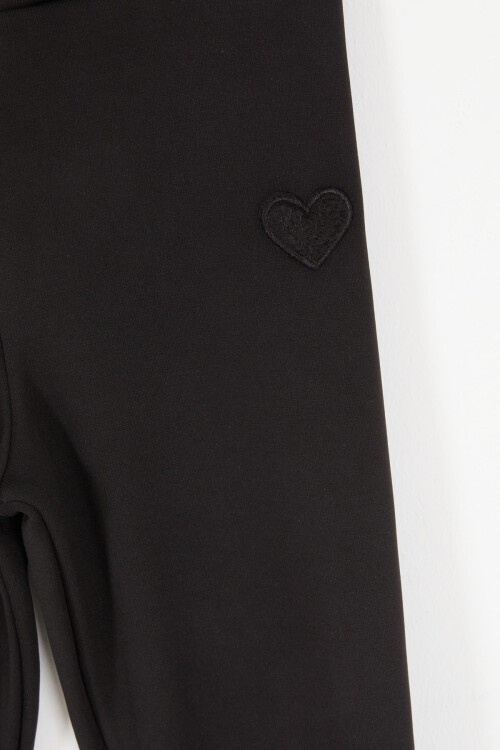 Siyah Kalp Nakışlı İçi Peluş Kız Çocuk Tayt 17090