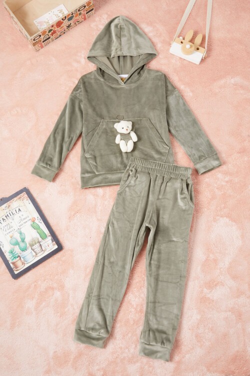 Yeşil Ayıcıklı Kanguru Cepli Kız Kadife Eşofman Takımı 16575