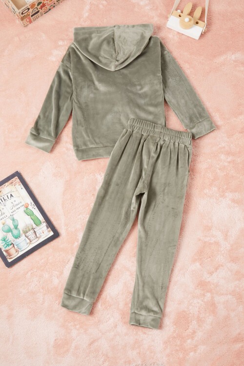 Yeşil Ayıcıklı Kanguru Cepli Kız Kadife Eşofman Takımı 16575