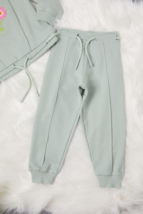 Yeşil Çiçek Nakışlı Kız Bebek Eşofman Takımı 17019