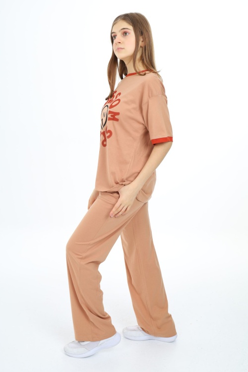 Açıkkahve Blossom Yazı Baskılı Kız Çocuk Takım 17825