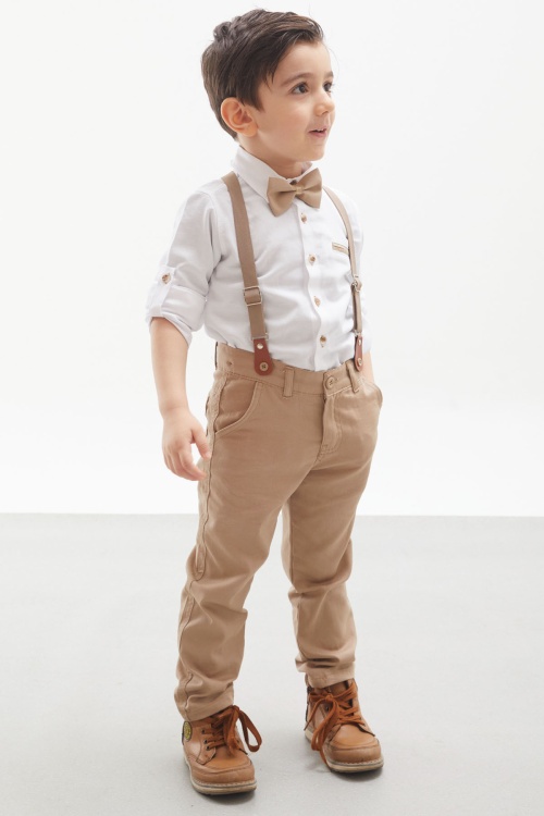 Beyaz Gömlekli Askılı Pantolonlu Erkek Çocuk Papyonlu Takım 18130