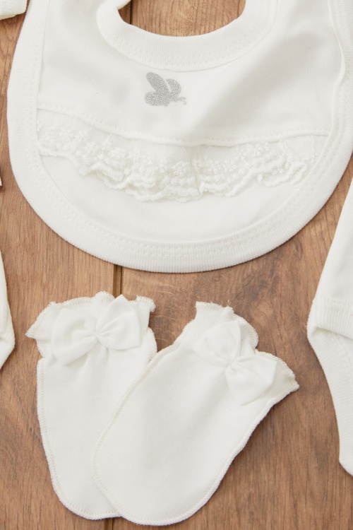 Beyaz Kelebek Baskılı 8li Bebek Hastane Çıkışı Seti 16910