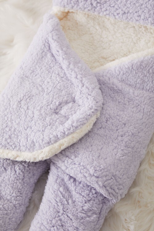 Erkek Bebek Mavi Kulaklı Peluş Kundak 17486