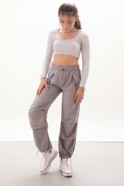 Gri Kapak Detaylı Beli Lastikli Kız Paraşüt Pantolon 18056