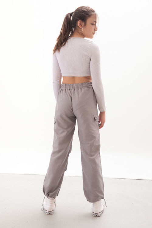 Gri Kapak Detaylı Beli Lastikli Kız Paraşüt Pantolon 18056
