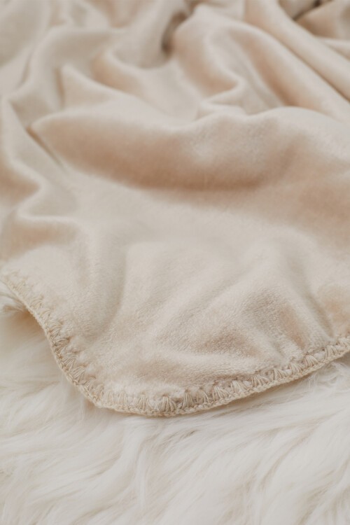 Krem Peluş Bebek Battaniye 17372