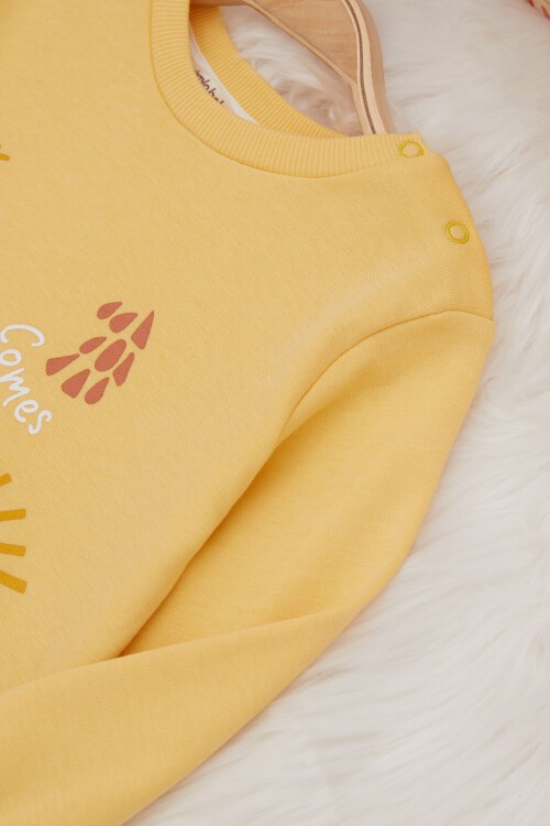 Sarı Güneş Baskılı Kız Bebek Takımı 17411