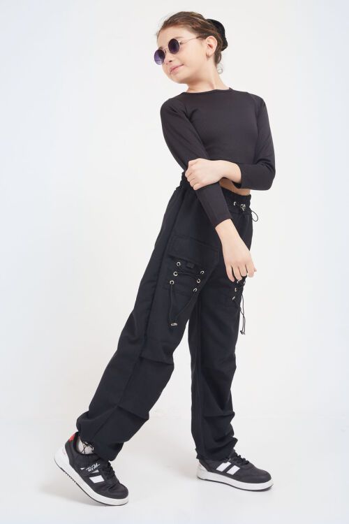 Siyah Bağcık Cep Detaylı Kız Çocuk Paraşüt Pantolon 17629