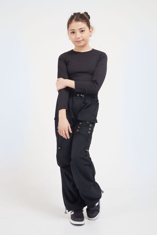 Siyah Bağcık Cep Detaylı Kız Çocuk Paraşüt Pantolon 17629