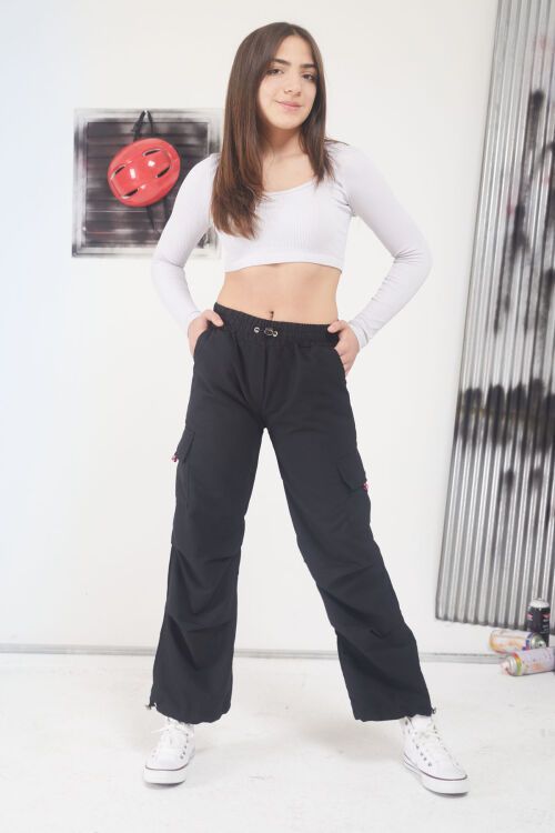 Siyah Çift Kargo Cepli Pembe Şeritli Kız Çocuk Paraşüt Pantolon 17590